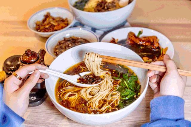 在上海只需要做三件事,在魔都必做的50件事