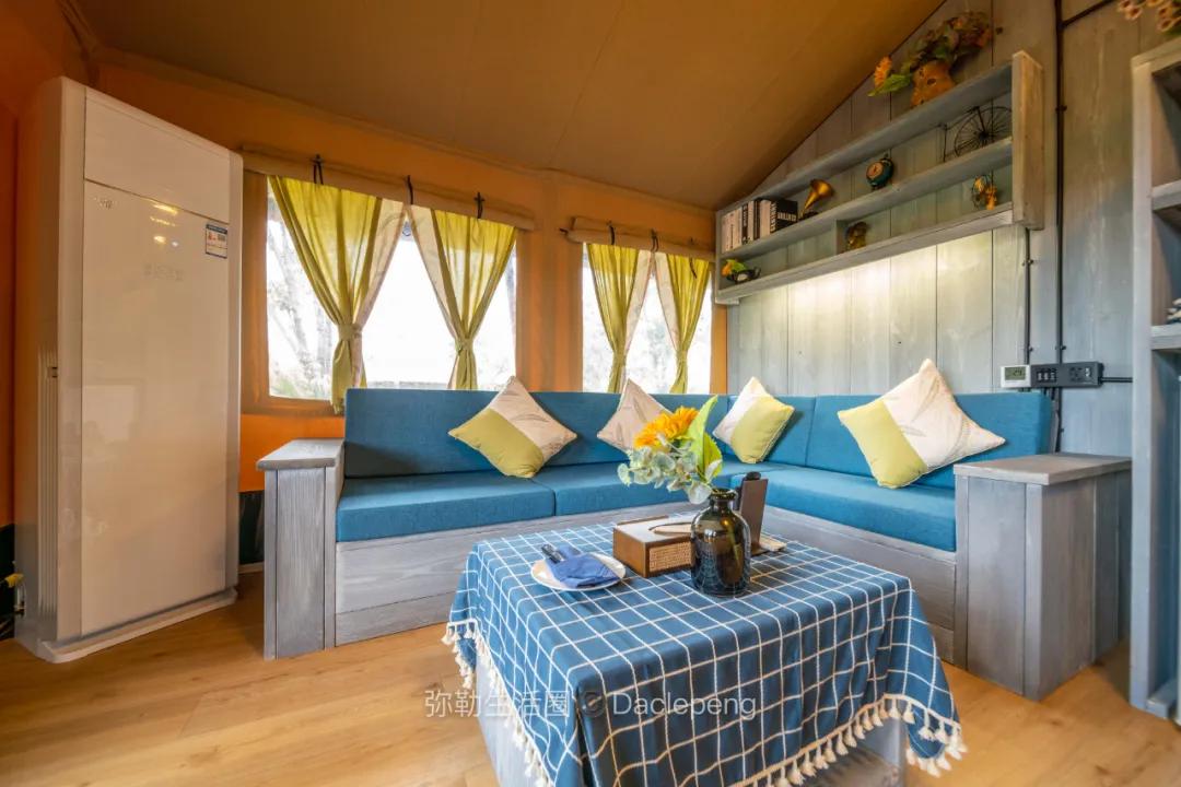 云南最美小镇图片,云南太平湖森林公园花海