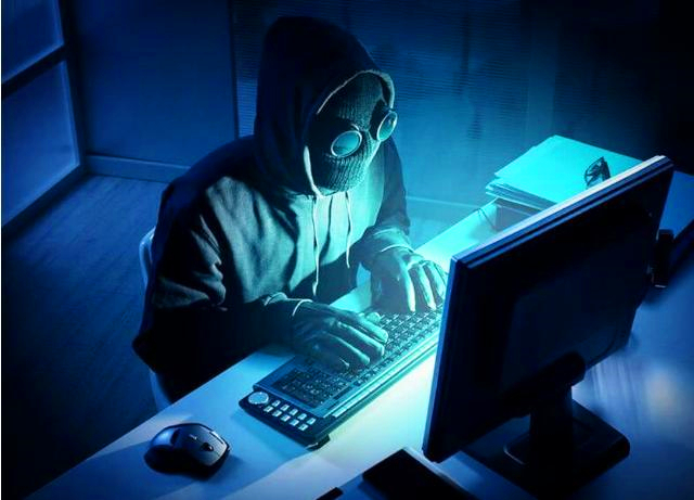 太欺负人了，必须教训他们！2001年中国黑客的复仇