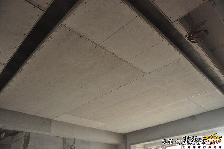 探海悦华府工地，意外发现“男士*用御**”，厉害了word哥