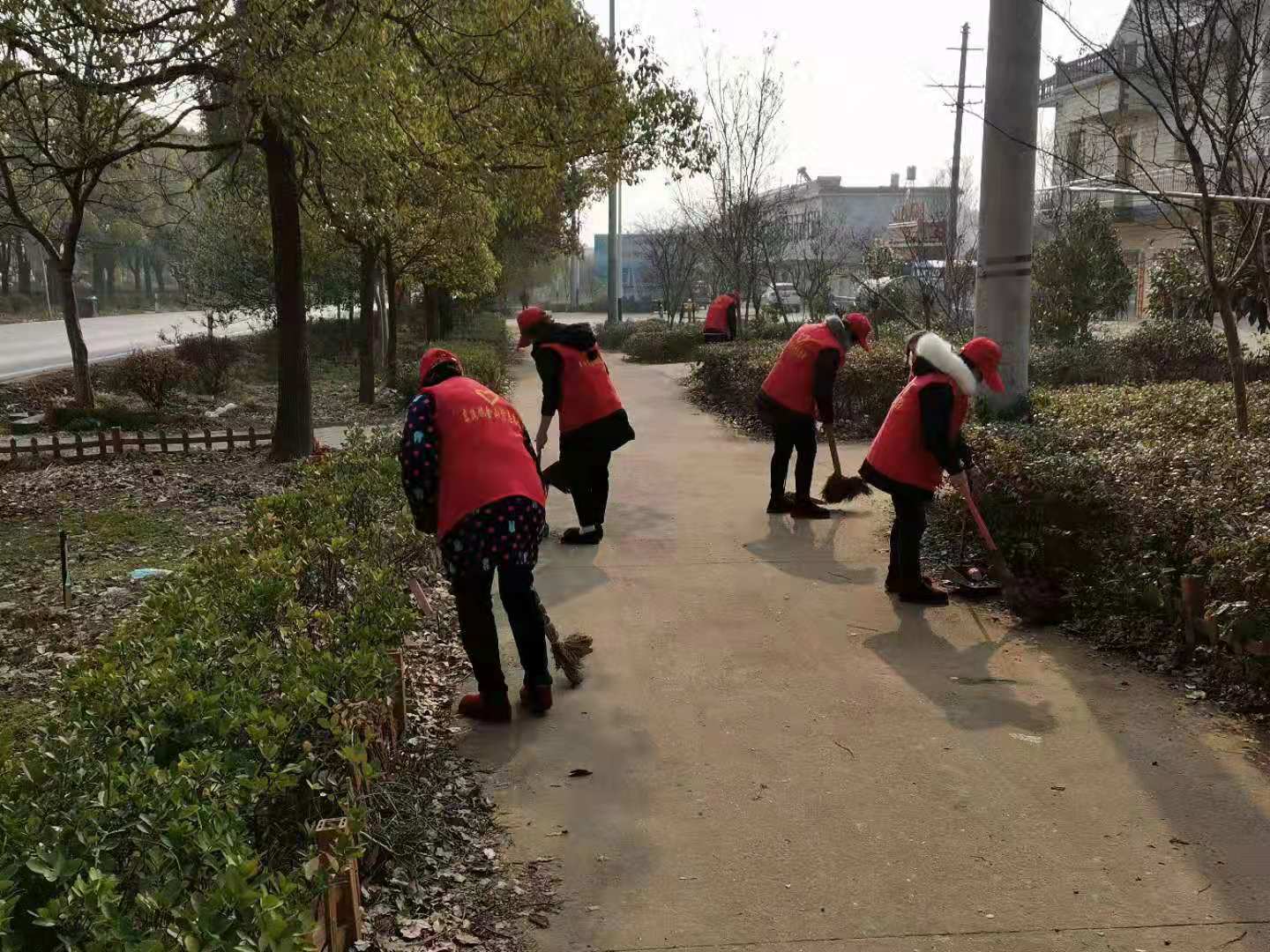 抗疫精神在基层熠熠生辉,抗疫路上志愿之光暖人心