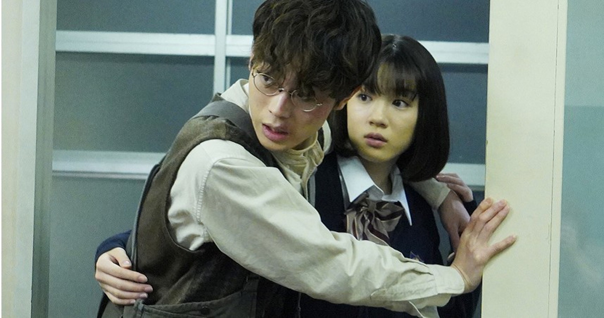 穿校服好看的日本女星 (日本最适合穿校服的女星走路霸气)