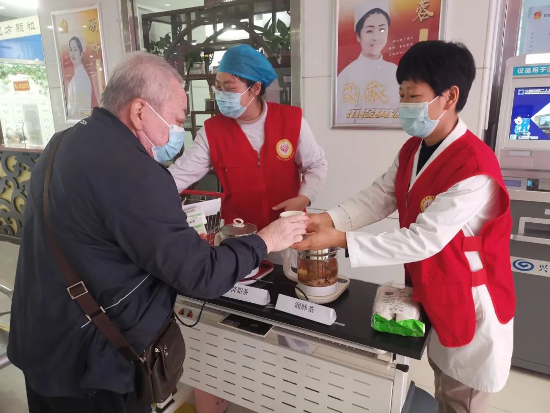 关爱老年人眼健康,关爱老人眼健康公益活动