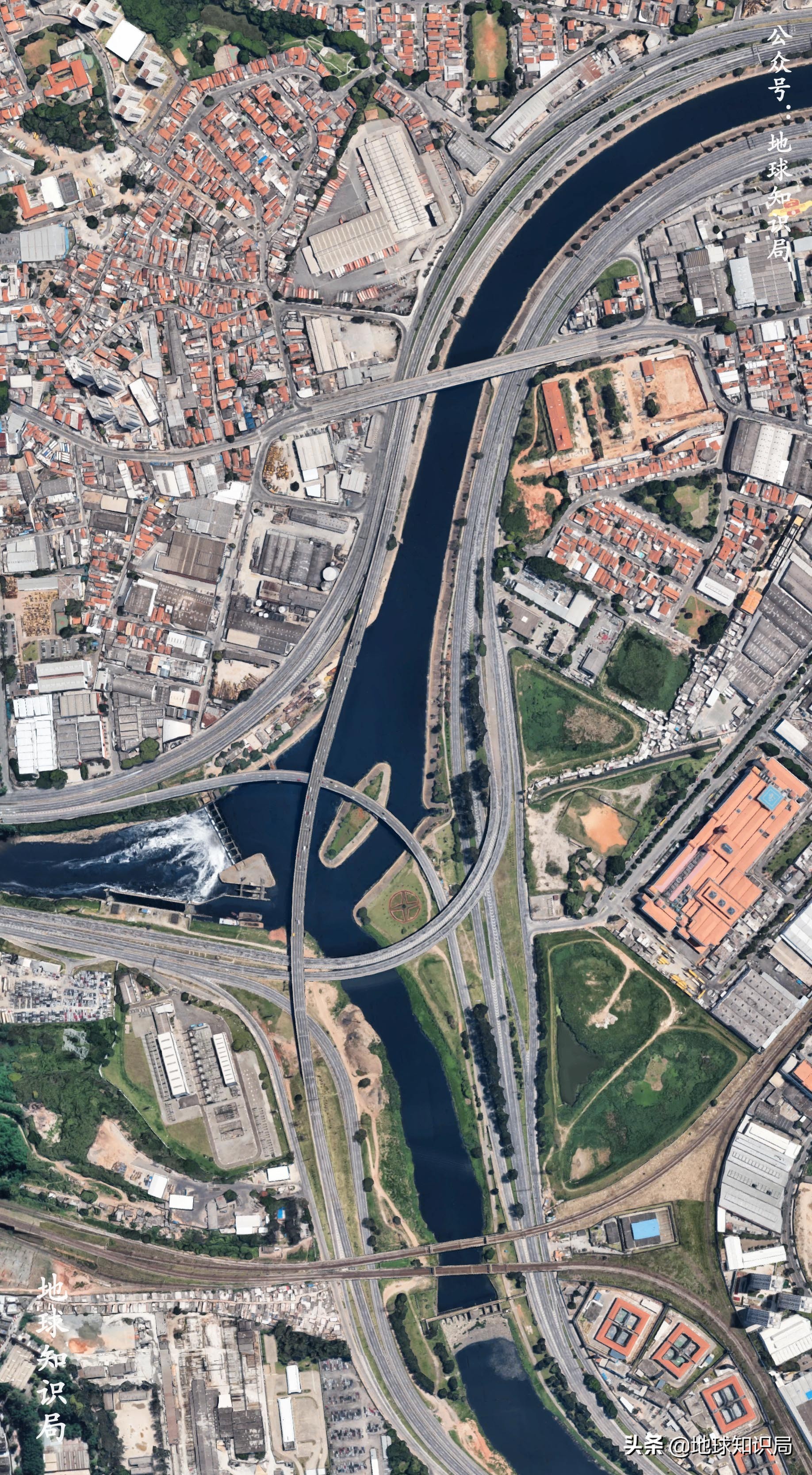 巴西三大旅游胜地,巴西旅游景点山壁崩塌