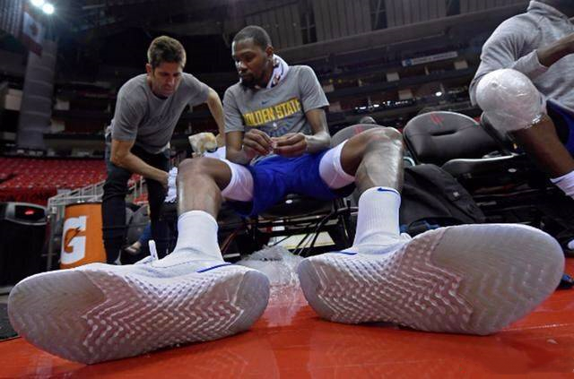 字母哥杜兰特跟腱对比,字母哥杜兰特身高臂展对比