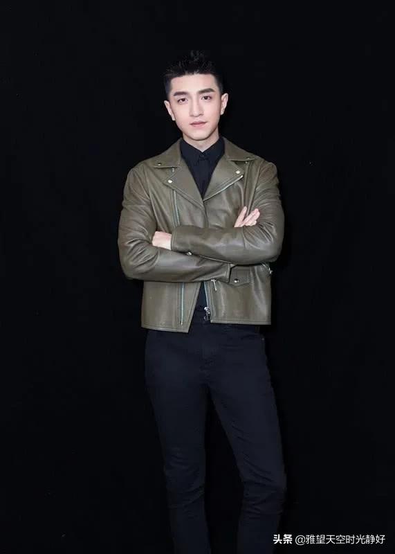秋冬男星皮衣穿搭,男明星皮衣外套搭配