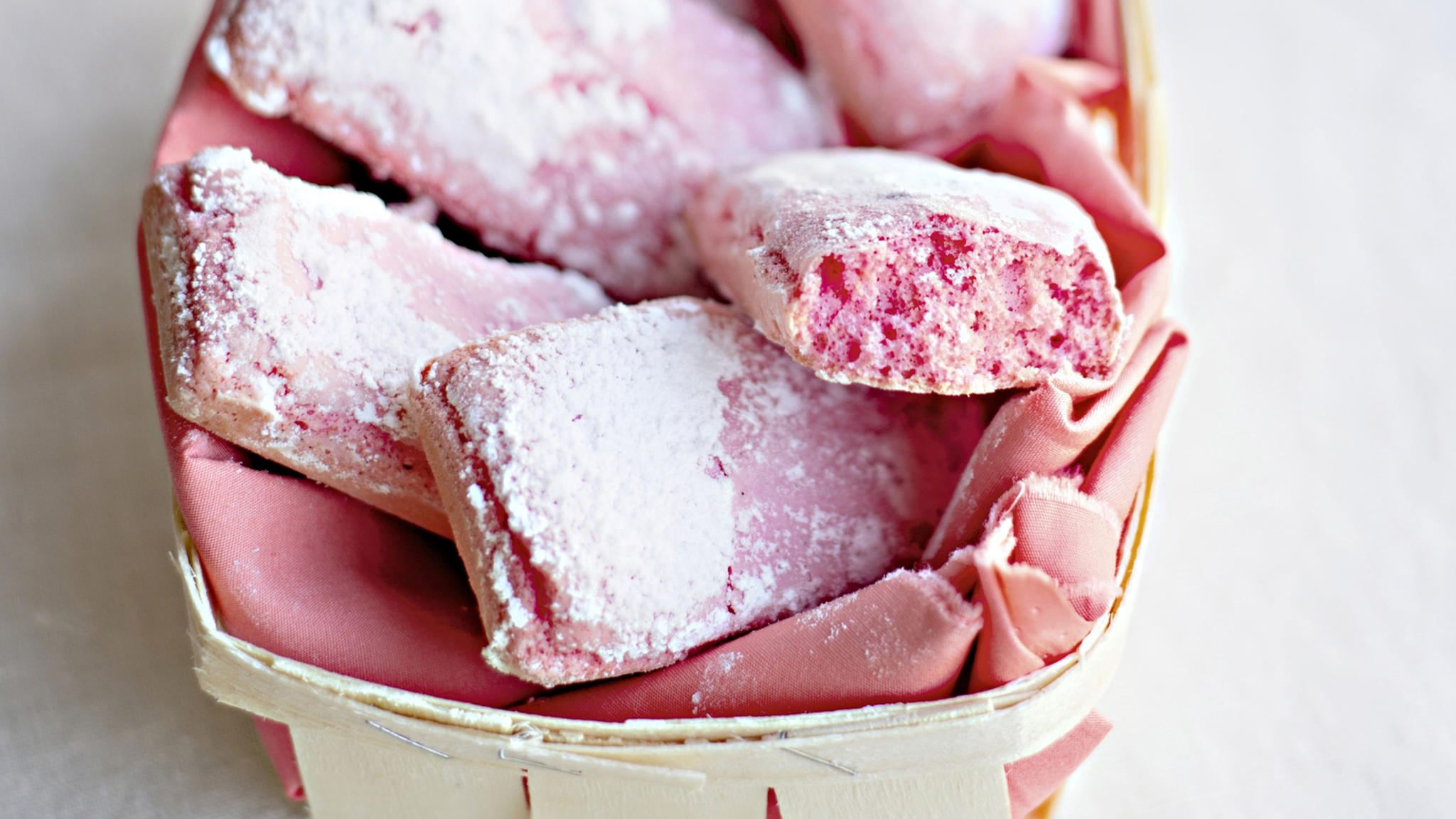 去法国旅游吃什么甜品,法国旅游带点什么东西好