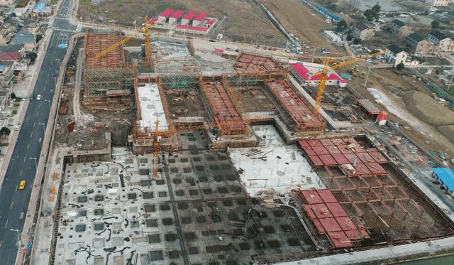 鐞存箹灏忓鍜岄敠鑽峰皬瀛﹀摢涓ソ,鐞存箹瀹跺洯閿﹁嵎涓