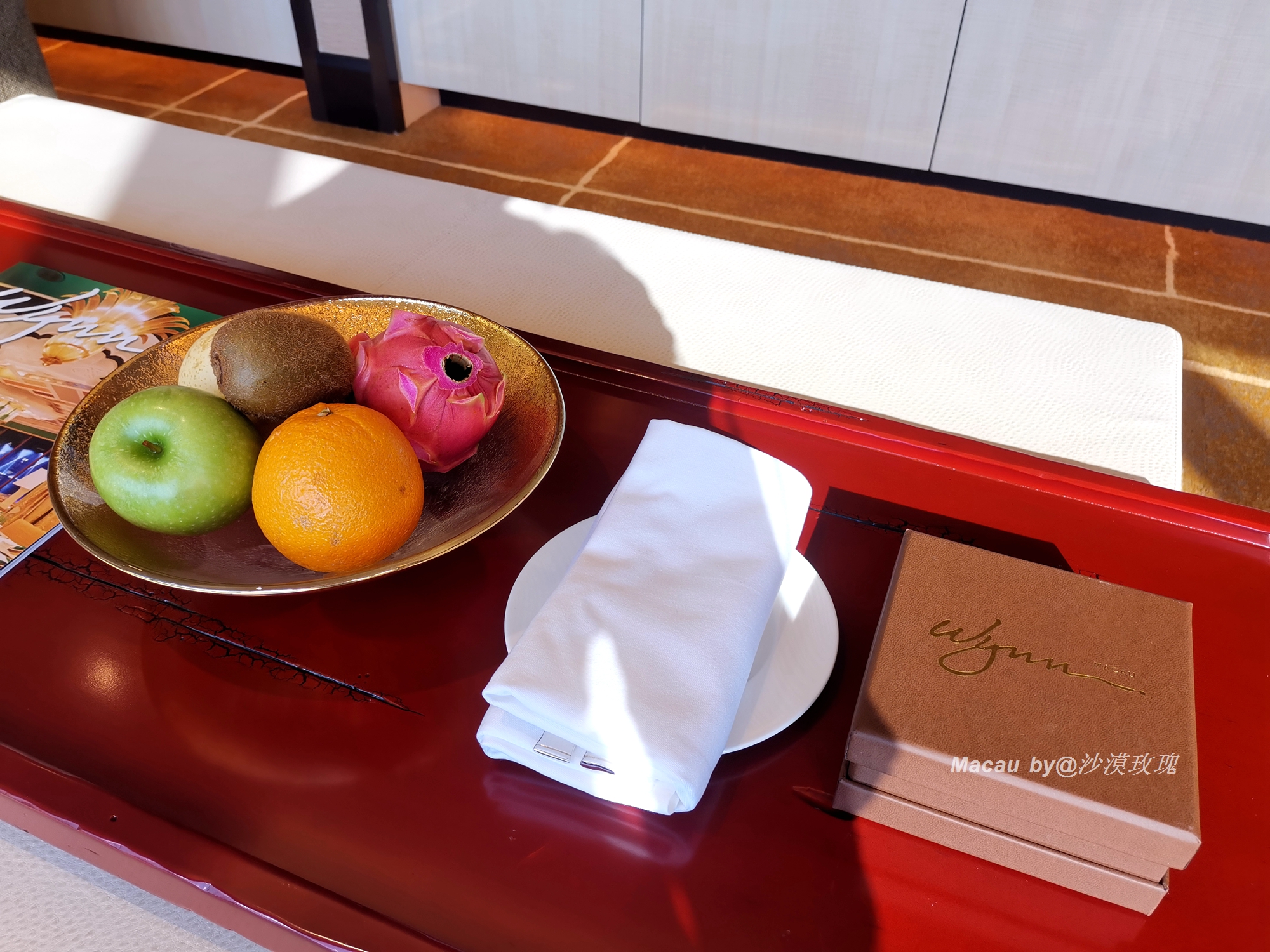 澳门葡京酒店豪华客房一晚多少钱,澳门的美高梅酒店住一晚要多少钱