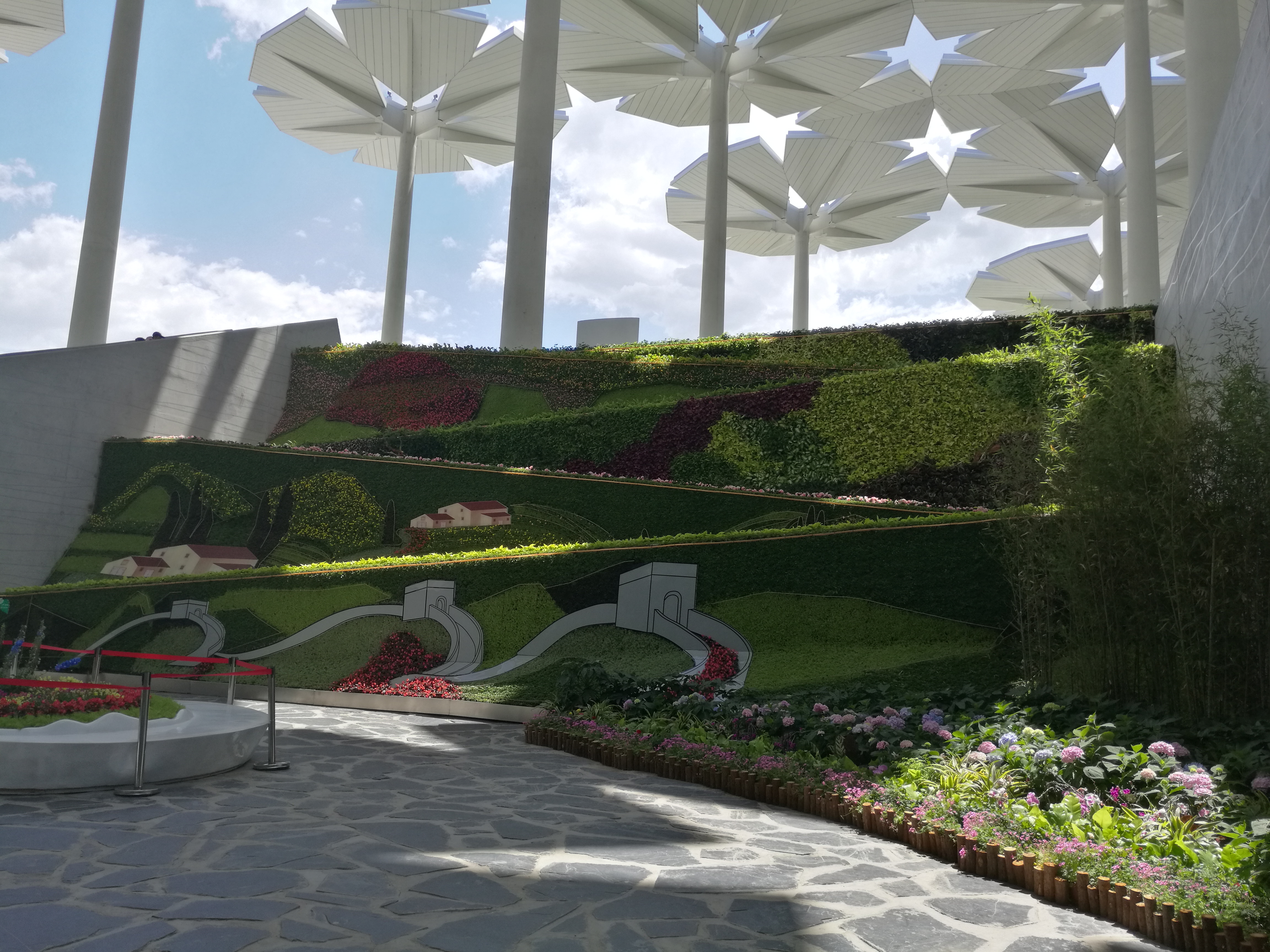 长城脚下的村庄的图片,长城脚下的美景