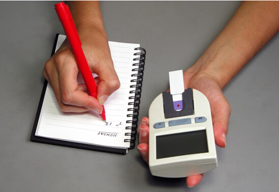 空腹血糖6.7，将来会得上糖尿病吗？要不要用药？自己就能做评判