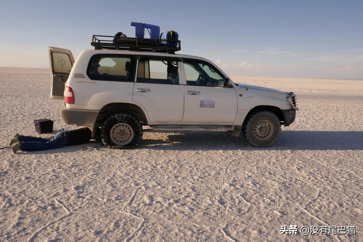 玻利维亚乌尤尼盐沼天空之镜航拍,玻利维亚乌尤尼盐沼最佳观赏时间