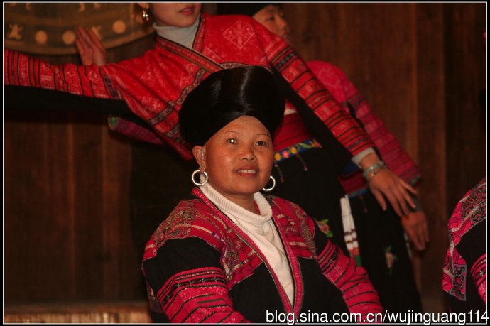 奇观：广西红瑶美女长发世界第一,图