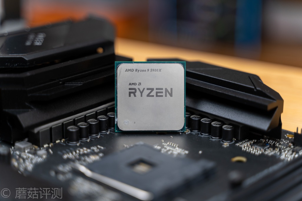 技嘉b550大雕主板评测,华擎x570太极雷蛇怎么样