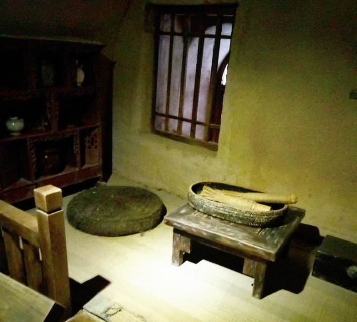 曲江寒窑遗址公园和曲江遗址公园,曲江寒窑遗址公园在地铁几号线