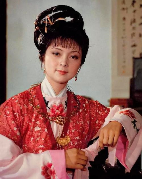 木石前盟与金玉良有什么关系,金玉良缘和木石前盟之争