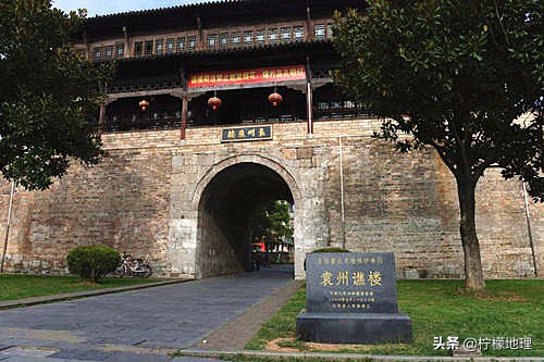 江西这座城市古称袁州，GDP位居全省第四，历史悠久风光绝美