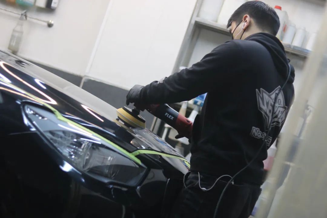 怪兽修车:翻新一辆11年破烂不堪的宝马GT,车况不忍直视