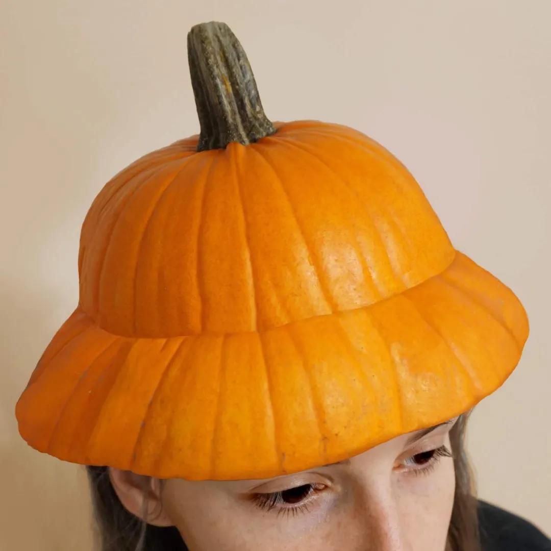 她用菜叶、香蕉做成艺术品,把“人体”艺术玩到极致,圈粉57万