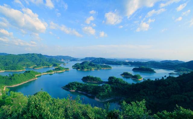 马云海底捞现状,马云卸任后还拥有什么