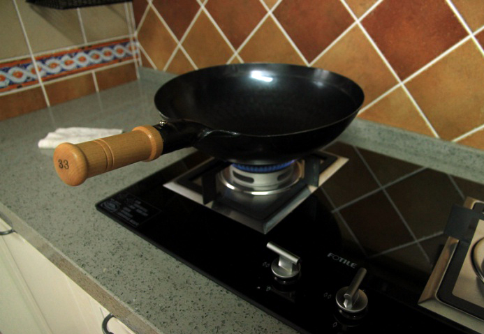 陈枝记和苏泊尔铁锅,山田锅好还是陈枝记好