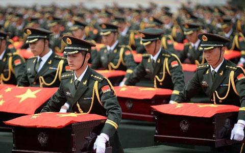 抗美援朝，奸商将带有病菌的急救包卖给志愿军，导致伤员感染截肢