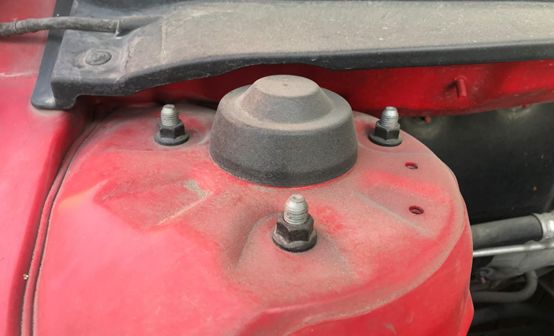 稀有跑车还带无边框车门，只要7万为何打入车市冷宫