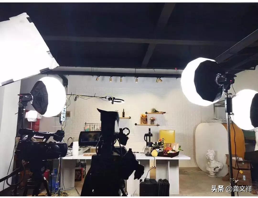 直播教你做短视频赚钱是真的吗,你想做短视频还是直播赚钱