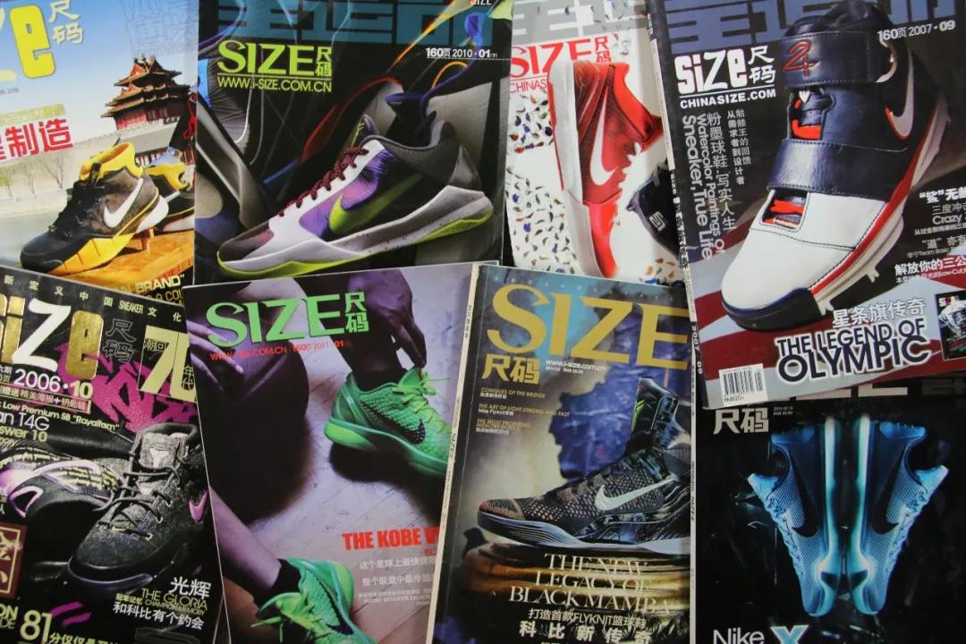 球鞋上纪念科比写什么,纪念科比买球衣还是球鞋