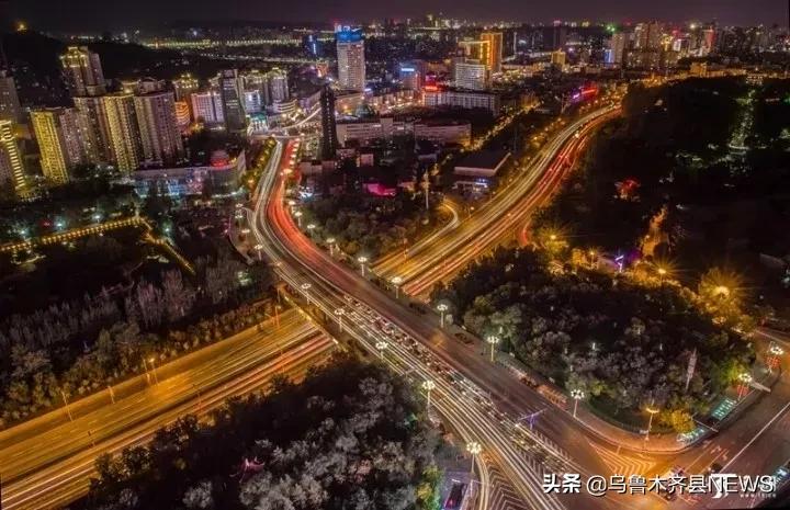 待到春暖花开时我们再相聚,待到春暖花开时我们再看车水马龙