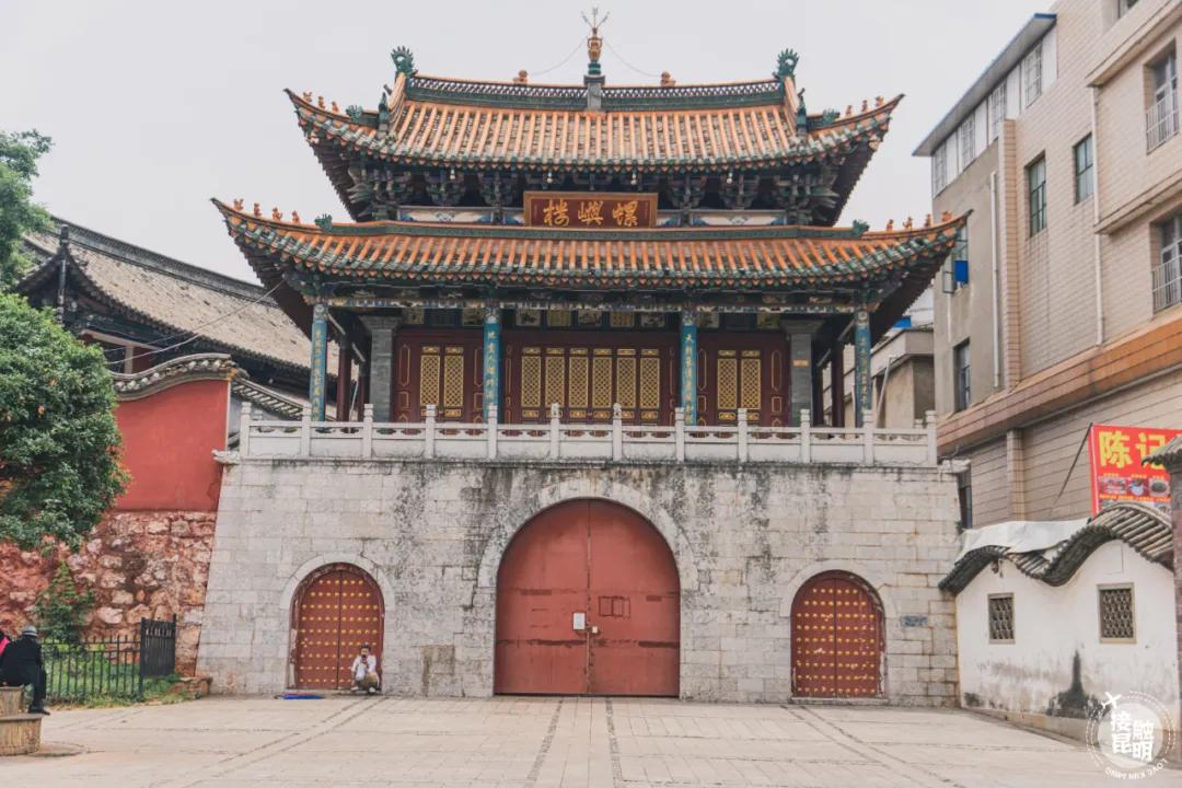 官渡古镇玉石假吗,官渡古镇买银饰会被坑吗