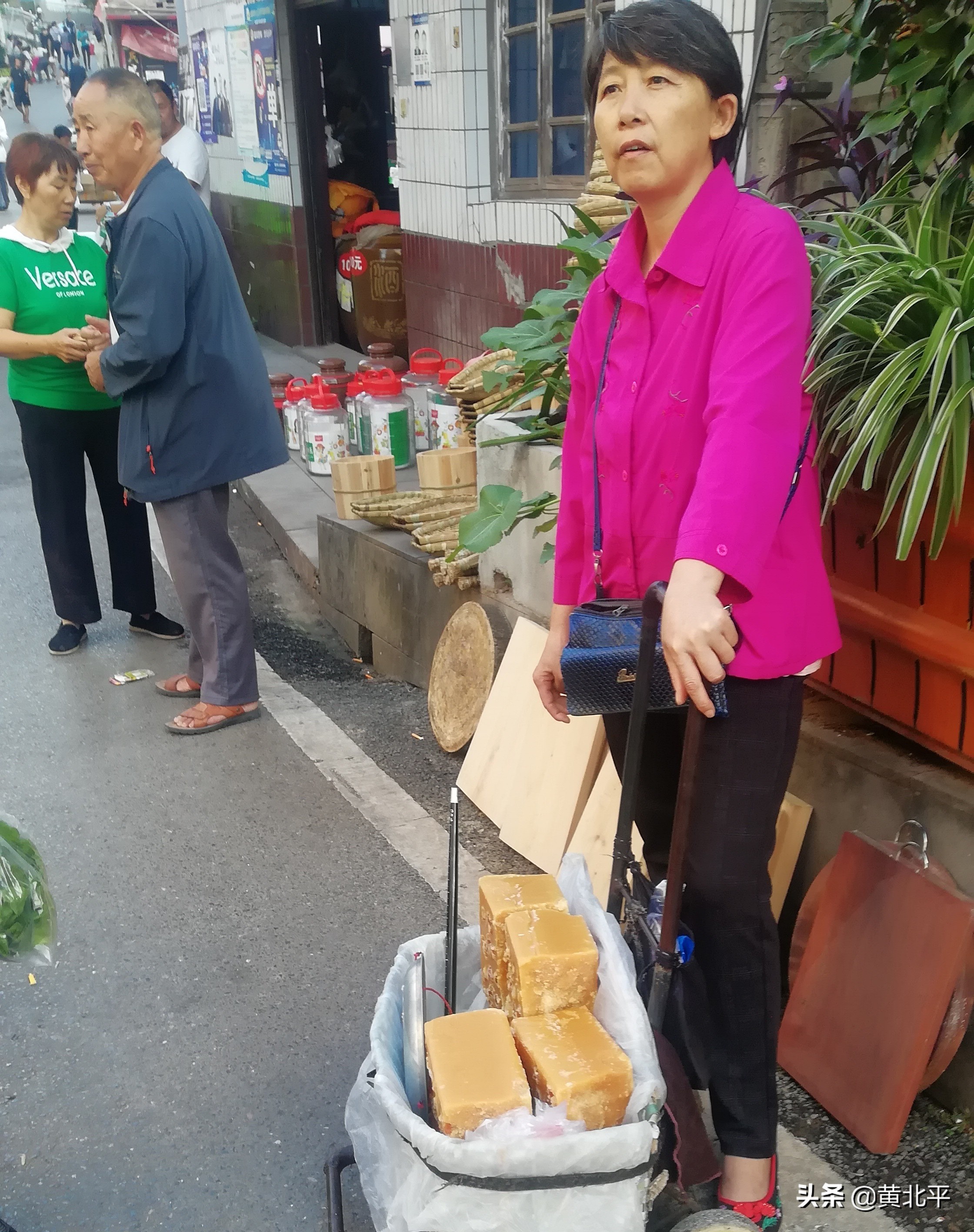 重庆市綦江区与贵州省习水县交界的小乡镇，丁山湖才是它的精髓