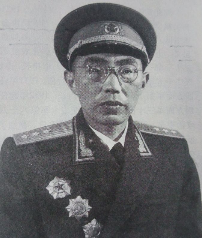 详解西南行政区*党**政军领导人在57年1月以前的工资与级别待遇