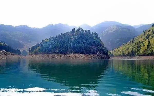 重庆避暑安静凉快推荐,重庆下雨天必去的地方