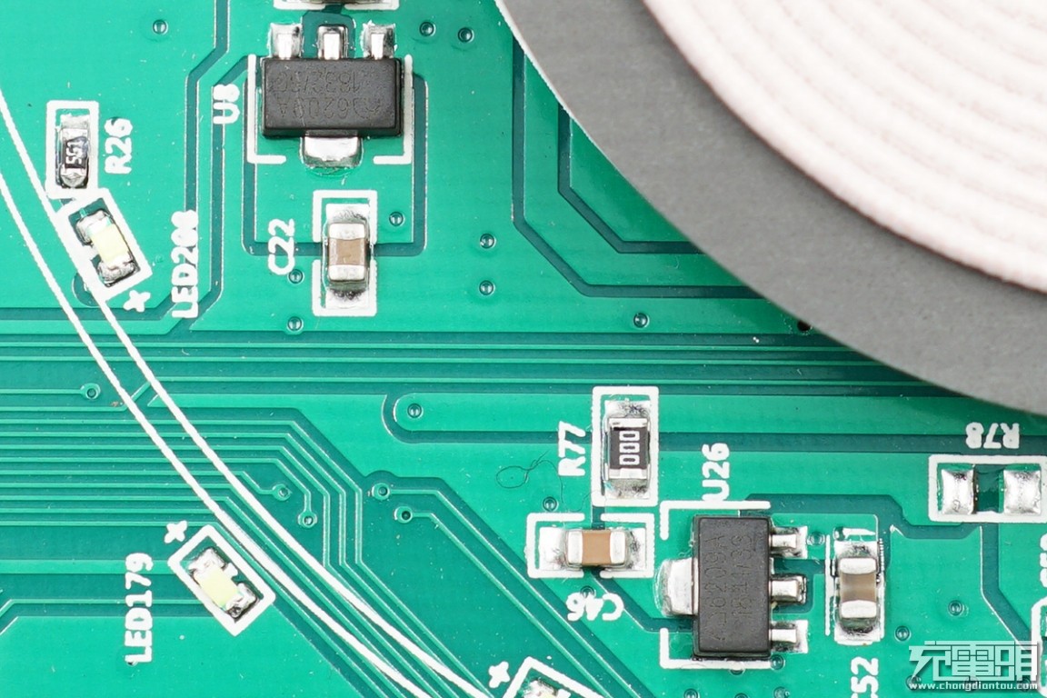 这个充电器充电时的仪式感太强了忍不住想买