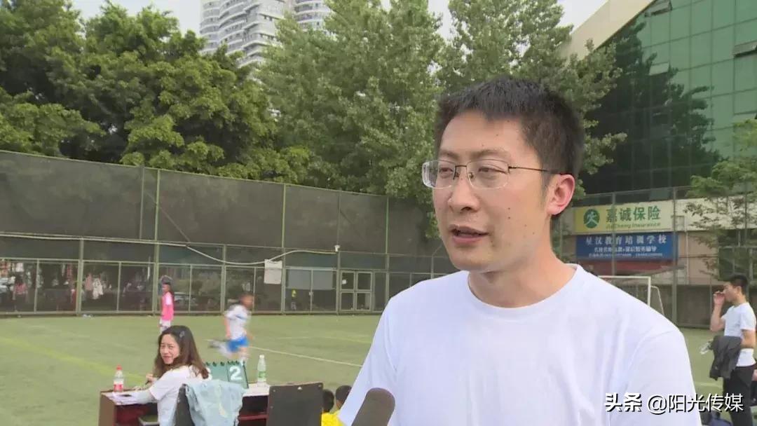 这项德阳千余名选手参与的足球赛名次出来了！冠军是他们