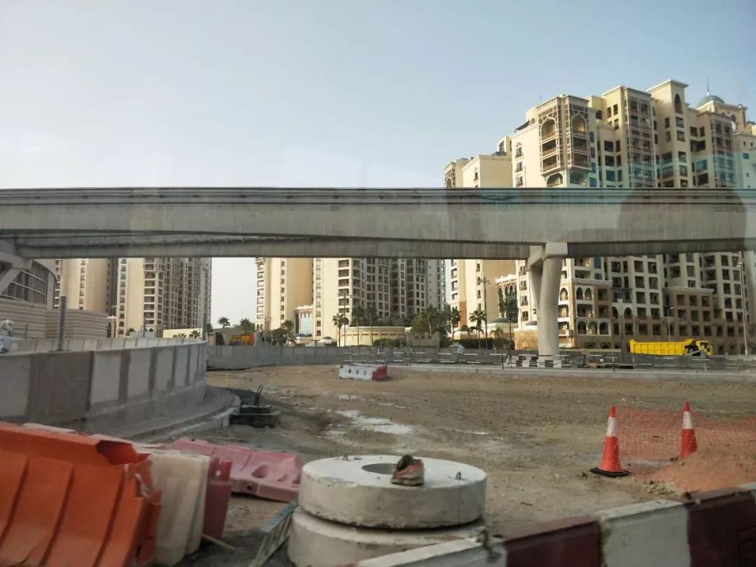 在迪拜工作的坏处,在迪拜都是什么工作