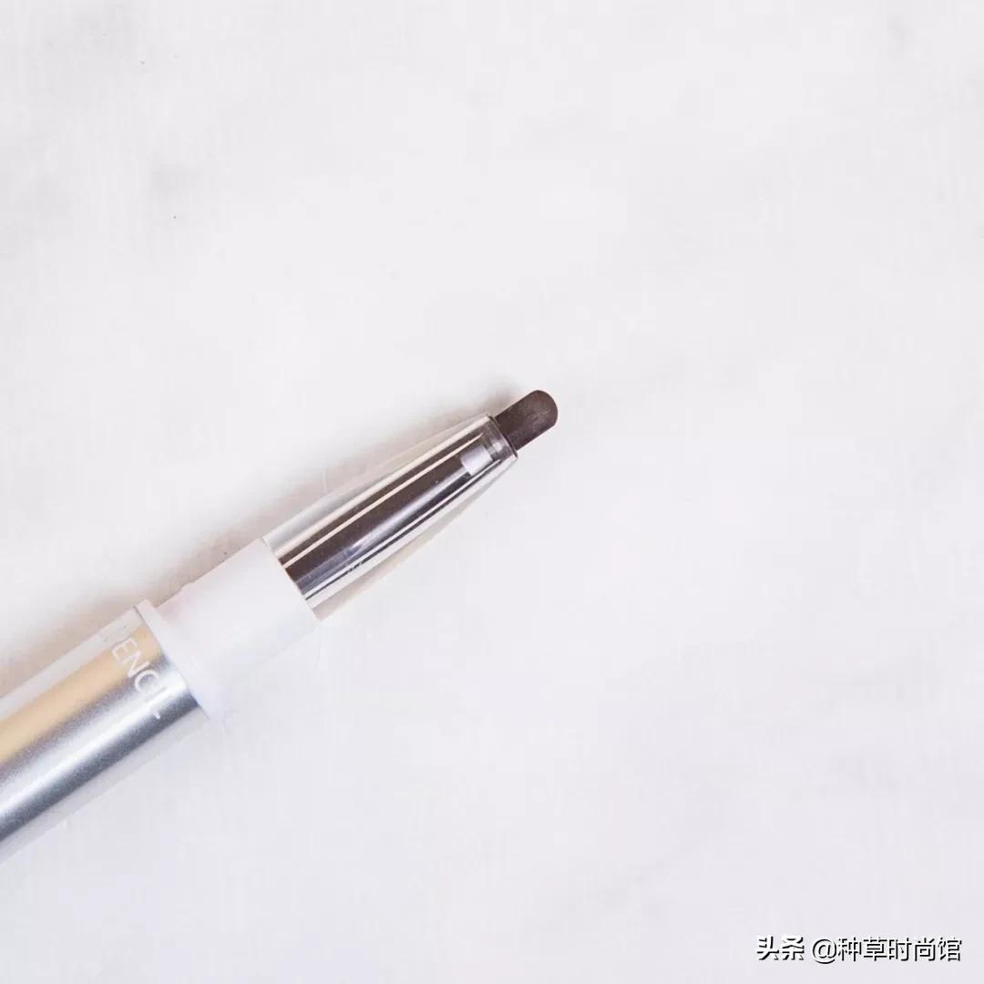 网红爆款防水眉笔好用吗,8支网红眉笔测评好用到爆的才9块9