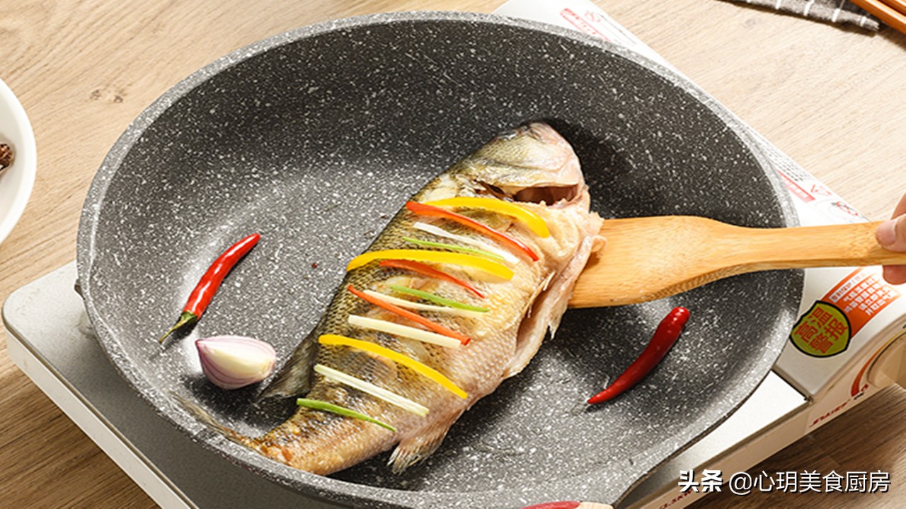 不粘锅有毒还致癌究竟是怎么回事,不粘锅真的有那么可怕吗