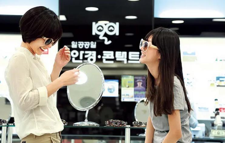 *恋虐**女警和被虐女孩，谁才是怪物