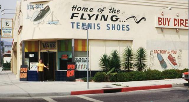 vans白色小草莓,想吃草莓吗日语