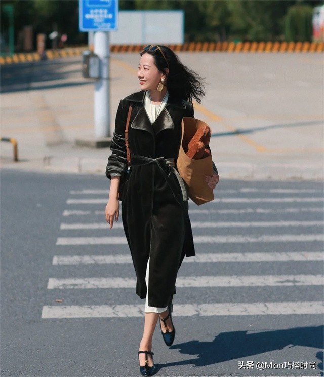 时尚百搭复古小众腋下包,果然包包