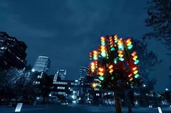 黄灯亮起第一秒闯过去扣分吗,闯黄灯要不得宁停三分不抢一秒