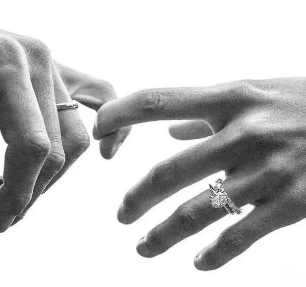 购买珠宝首饰顾客都会问哪些问题,去珠宝店卖黄金首饰注意什么