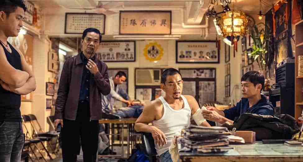 推荐几部香港经典黑帮电影啊,粤语香港黑帮电影大全