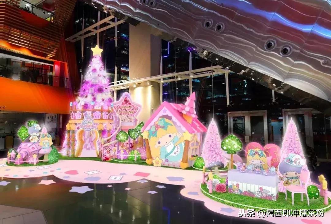 过分美丽!圣诞灯饰点亮香港:泰迪熊、比卡超、布丁狗陪你过圣诞