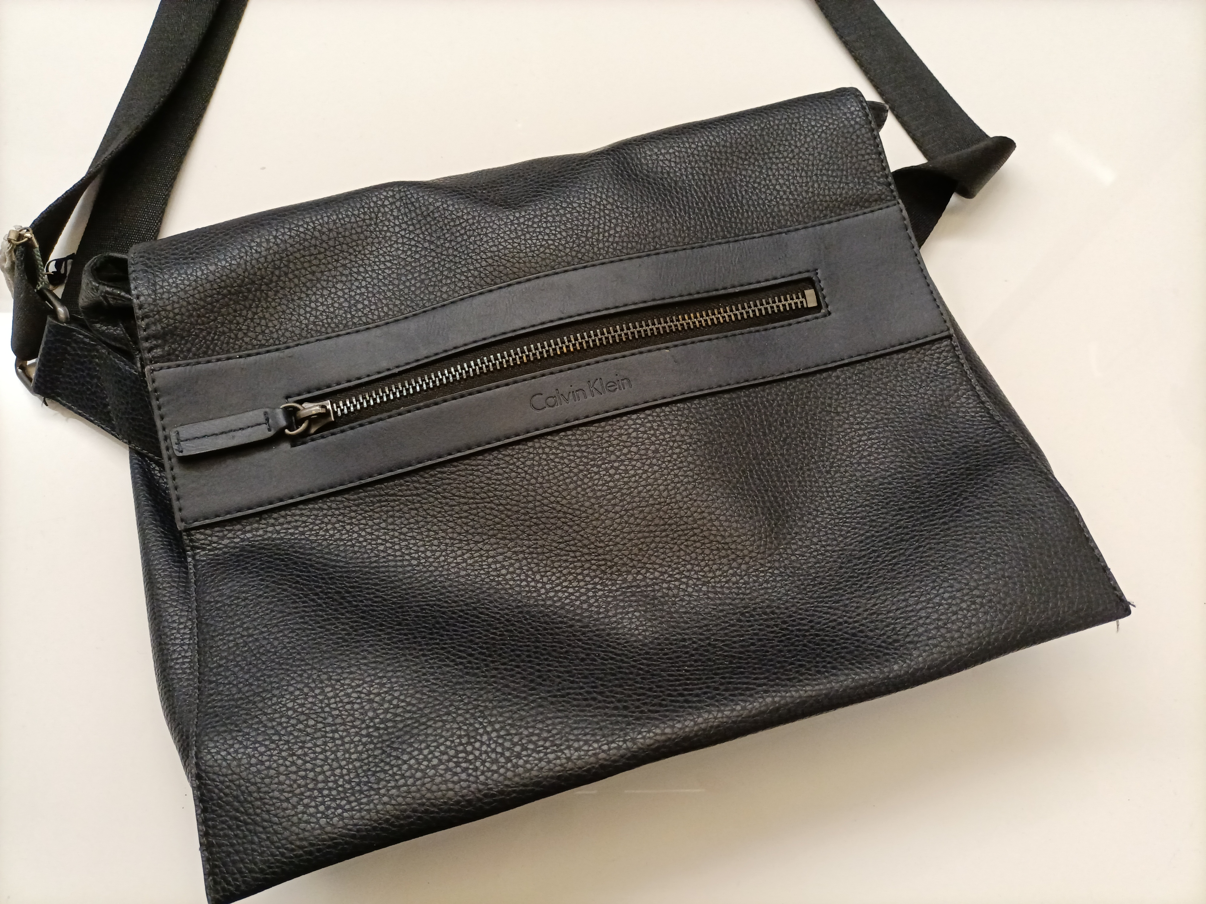 如果你认为「CK」只卖*裤内**，那就大错特错了