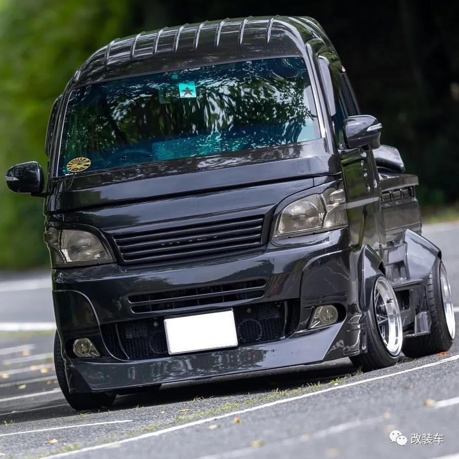 这动手能力也太强了！车友纯手工打造纯粹JDM小货车