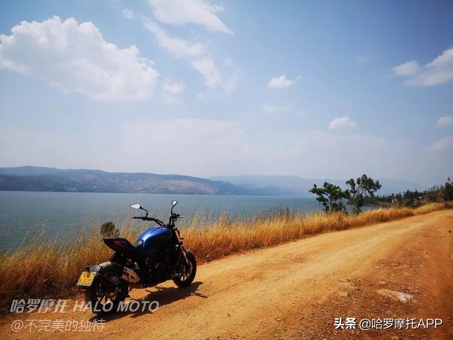 贝纳利502骑行舒服吗,贝纳利502c骑行特别烫正常吗