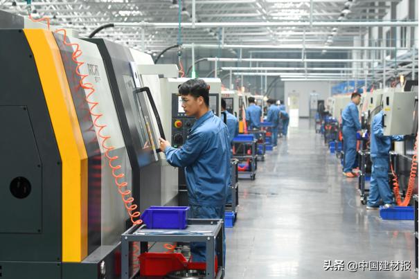 担当实干争先进位,担当和实干书写新篇章